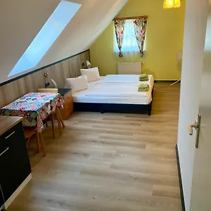 3* Affittacamere - Alt - Strassgang